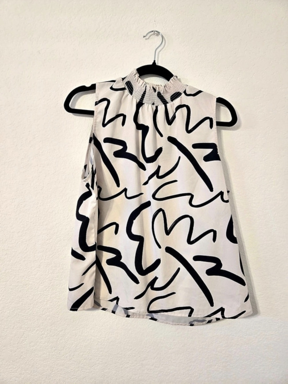Abstract Print Tank Top in White & Black Like New